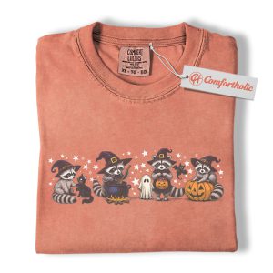 Halloween Raccoon Shirt, Cute Witch Animal T-Shirt, Funny Spooky Pumpkin Graphic Tee, Fall Gift for Animal Lovers, Trash Panda Comfort Colors Shirt