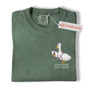 Registered Silly Goose Shirt, Funny Nurse Duck T-Shirt, RN Medical Humor Tee, Cute Registered Nurse Comfort Colors Graphic Shirt