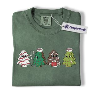 Nurse Christmas Tree Shirt, Cute Medical Holiday T-Shirt, Funny RN Healthcare Worker Graphic Tee, Festive Christmas Gift for Nurses, Christmas Comfort Colors Shirt