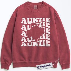 Spooky Auntie Sweatshirt, Cute Ghost Aunt Crewneck, Retro Halloween Pullover, Fun Fall Gift for Aunts, Comfort Colors Sweatshirt