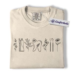 Floral Tooth Shirt, Minimalist Dental Hygienist T-Shirt, Cute Dentist Graphic Tee, Aesthetic Medical Worker Gift, Comfort Colors Shirt