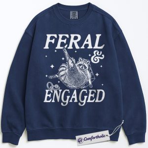 Feral and Engaged Sweatshirt, Cute Raccoon Engagement Crewneck, Funny Bride to Be Pullover, Bachelorette Party Gift for Animal Lovers, Comfort Colors Sweatshirt