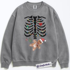 Alternative view of Pregnancy Christmas Sweatshirt, Maternity Skeleton Gingerbread Baby Crewneck , Funny Holiday Pregnancy Announcement Graphic Pullover, Cute Expecting Mom Gift, Christmas Comfort Colors Sweatshirt
