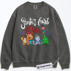 Santa’s Favorite Vet Tech Sweatshirt, Veterinary Christmas Pullover, Funny Vet Crew Holiday Graphic Sweatshirt, Pet Lover Gift for Animal Care Professionals, Christmas Comfort Colors Sweatshirt
