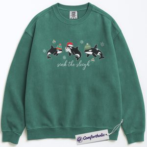 Sink the Sleigh Sweatshirt, Funny Orca Whale Christmas Pullover, Cute Ocean Animal Holiday Graphic Sweatshirt, Marine Life Christmas Gift for Ocean Lovers, Christmas Comfort Colors Sweatshirt