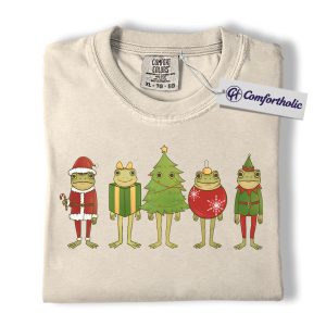 Funny Christmas Frog Shirt, Cute Holiday Amphibian T-Shirt, Festive Animal Lovers Graphic Tee, Unique Gift for Frog Collectors, Christmas Comfort Colors Shirt