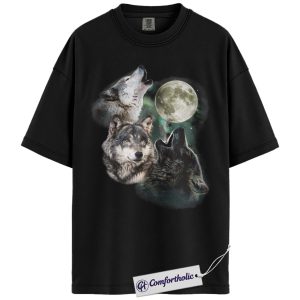 Three Wolf Moon Shirt, Wolf Lover T-Shirt, Celestial Nature Graphic Tee, Vintage Animal Top for Wilderness Fans, Comfort Colors Shirt