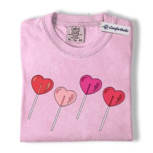 Heart Lollipop Valentine Shirt, Cute Candy Hearts Graphic Tee, Sweet Valentine Aesthetic T-Shirt, Valentine’s Day Gift for Her & Teen Girls, Comfort Colors Shirt