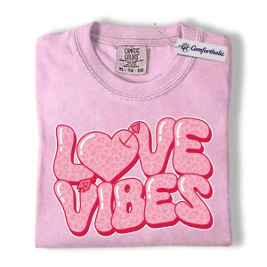 Love Vibes Shirt, Pink Leopard Heart Graphic Tee, Trendy Valentine’s Day T-Shirt, Cute Gift for Girlfriend & Women, Comfort Colors Shirt