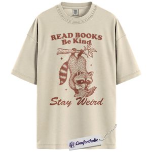 Read Books Be Kind Shirt, Vintage Raccoon Reading Graphic Tee, Book Lover Librarian T-Shirt, Funny Gift for Readers & Teachers, Comfort Colors Shirt