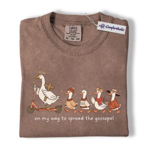 Goosepel Shirt, Funny Christian Goose Graphic Tee, Faith Based Animal T-Shirt, Cute Fall Gift for Church & Animal Lovers, Comfort Colors Shirt